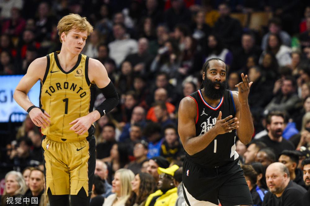 阿斯：距上一场不到72小时+未来8天3赛 巴萨战马竞必须得进行轮换.