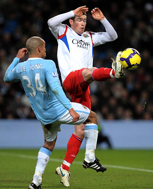 在低谷中找 在低谷中找