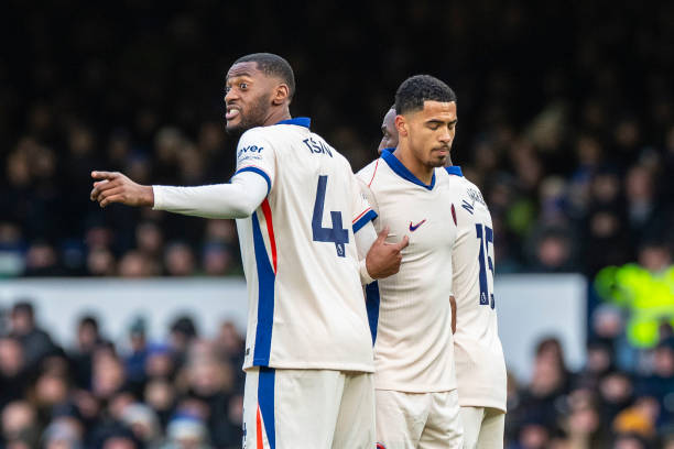 上的博弈 上的博弈